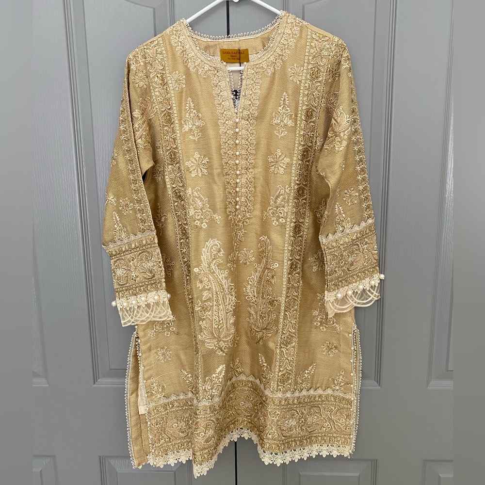 NWT SANA SAFINAZ semi-formal kurta Size Small